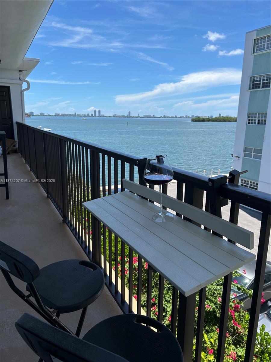 TUDOR HOUSE CONDO - Residential