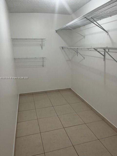 KENDALE LAKES SEC SEVEN - Residential Lease