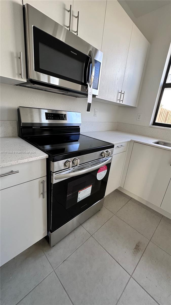 SIENNA RESERVE - Residential Lease