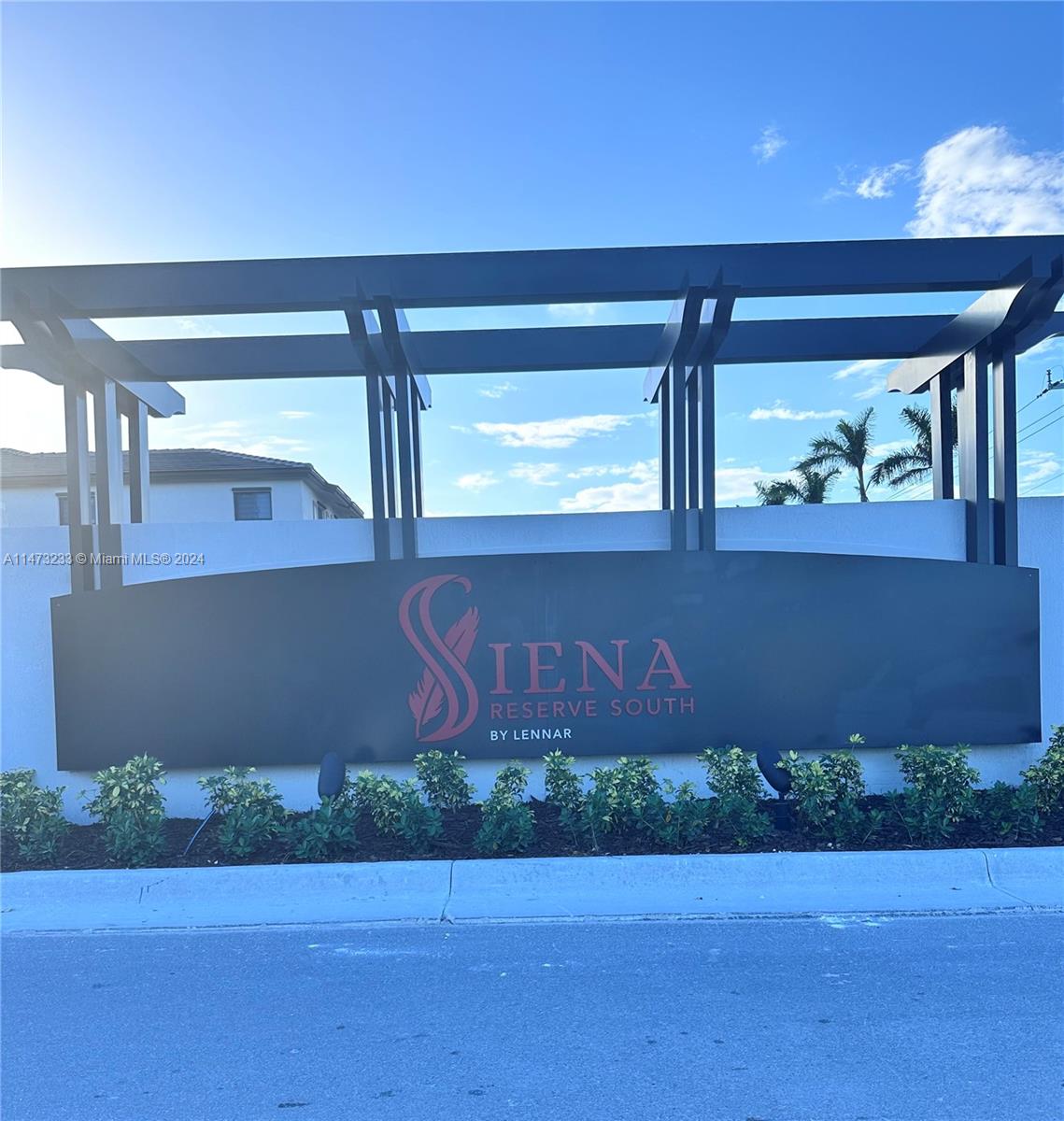 SIENNA RESERVE - Residential Lease