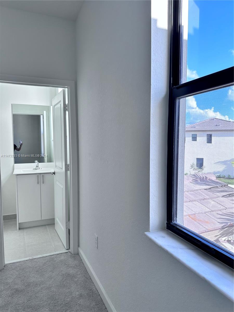 SIENNA RESERVE - Residential Lease