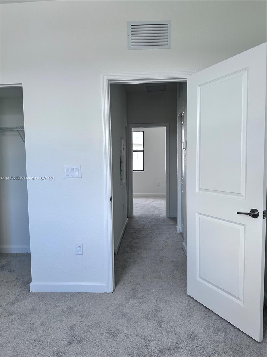 SIENNA RESERVE - Residential Lease