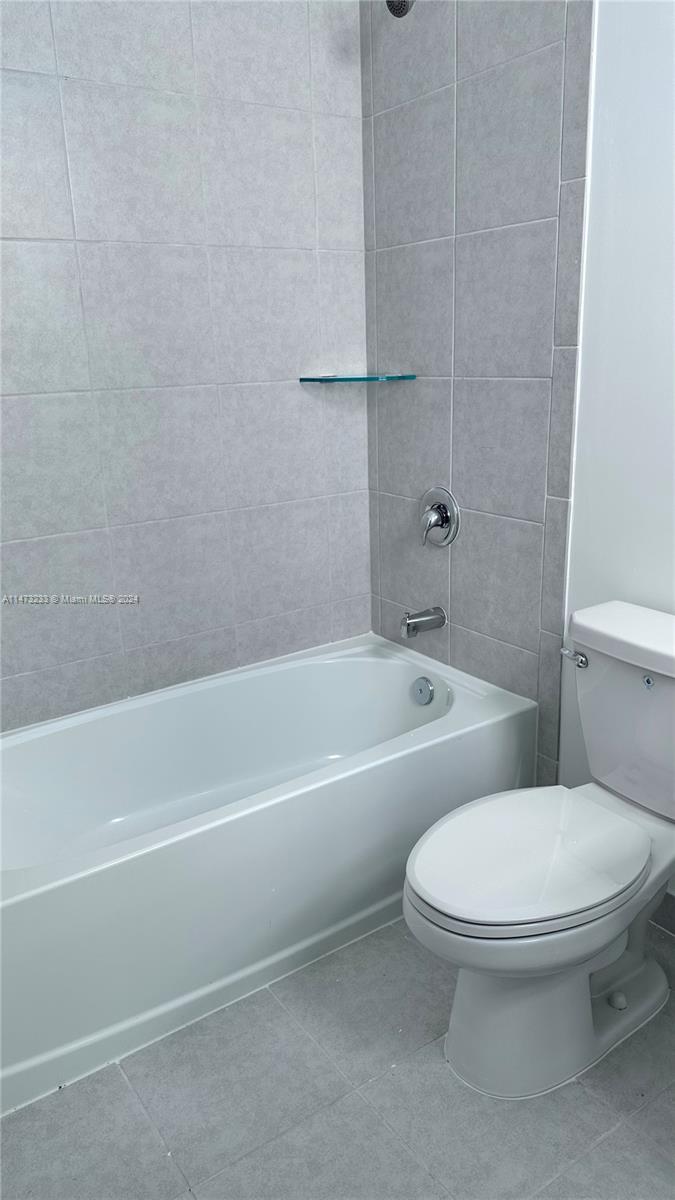 SIENNA RESERVE - Residential Lease