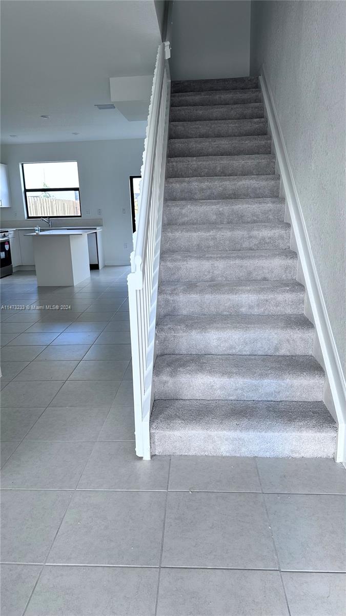 SIENNA RESERVE - Residential Lease