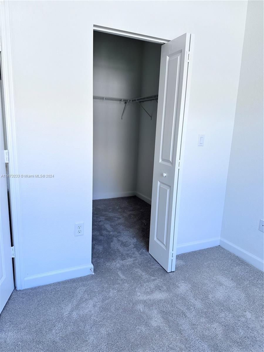 SIENNA RESERVE - Residential Lease