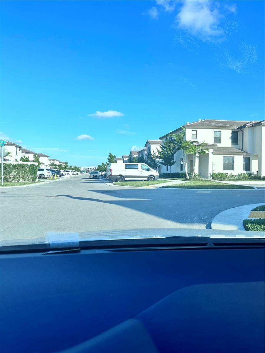 SIENNA RESERVE - Residential Lease