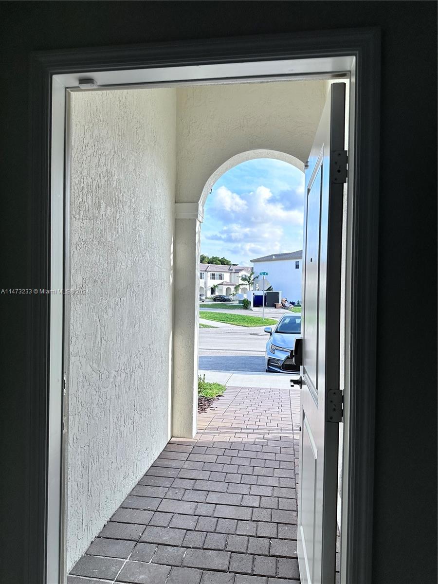 SIENNA RESERVE - Residential Lease