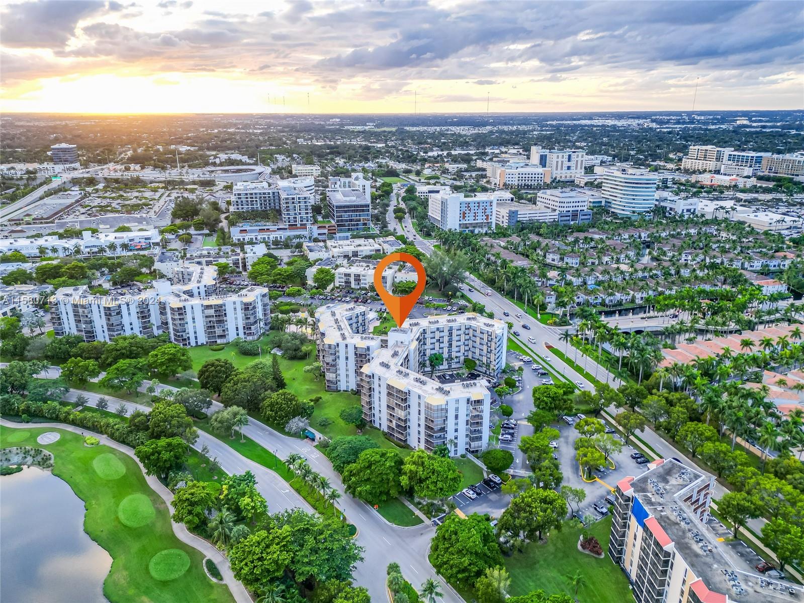 BISCAYA III CONDO - Residential