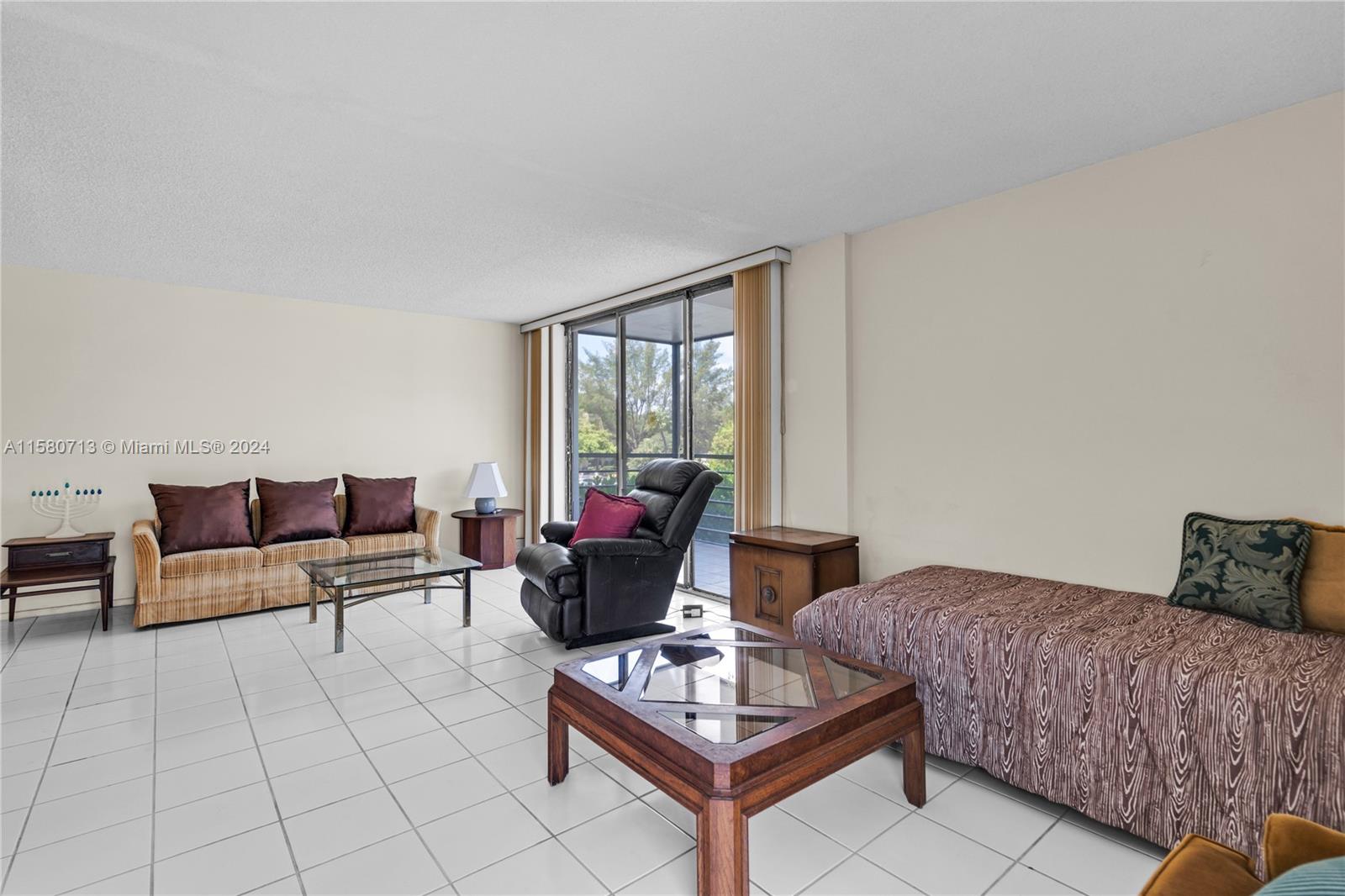 BISCAYA III CONDO - Residential