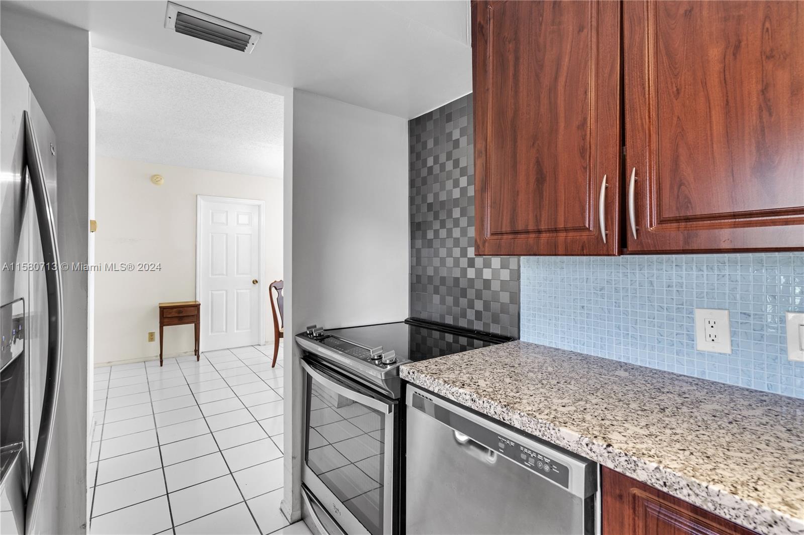 BISCAYA III CONDO - Residential