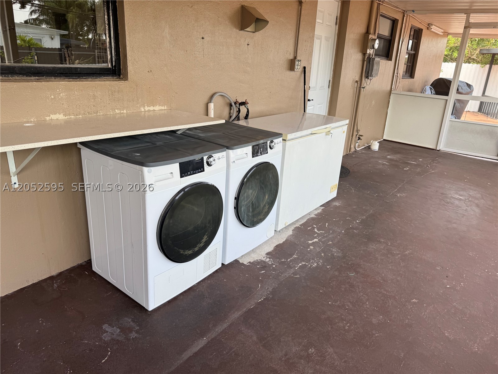 PALM SPRINGS NORTH SEC N - Residential Lease