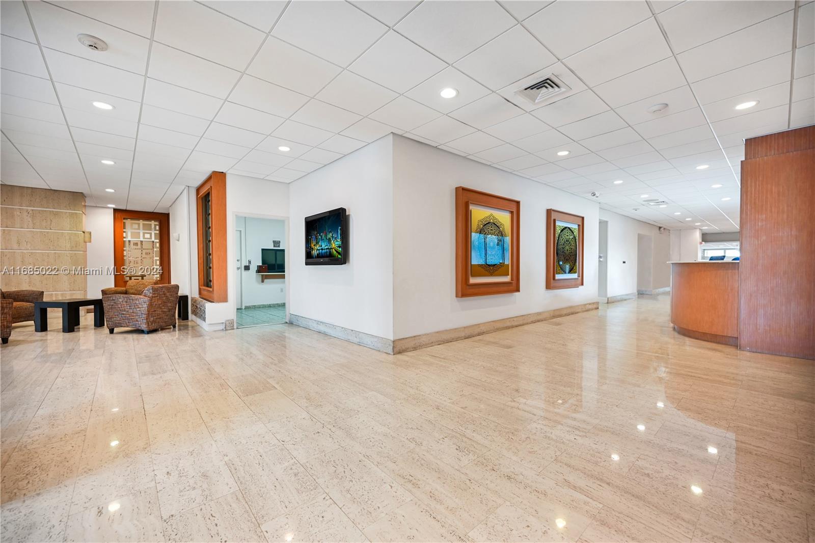 TRITON TOWER CONDO - Residential Lease