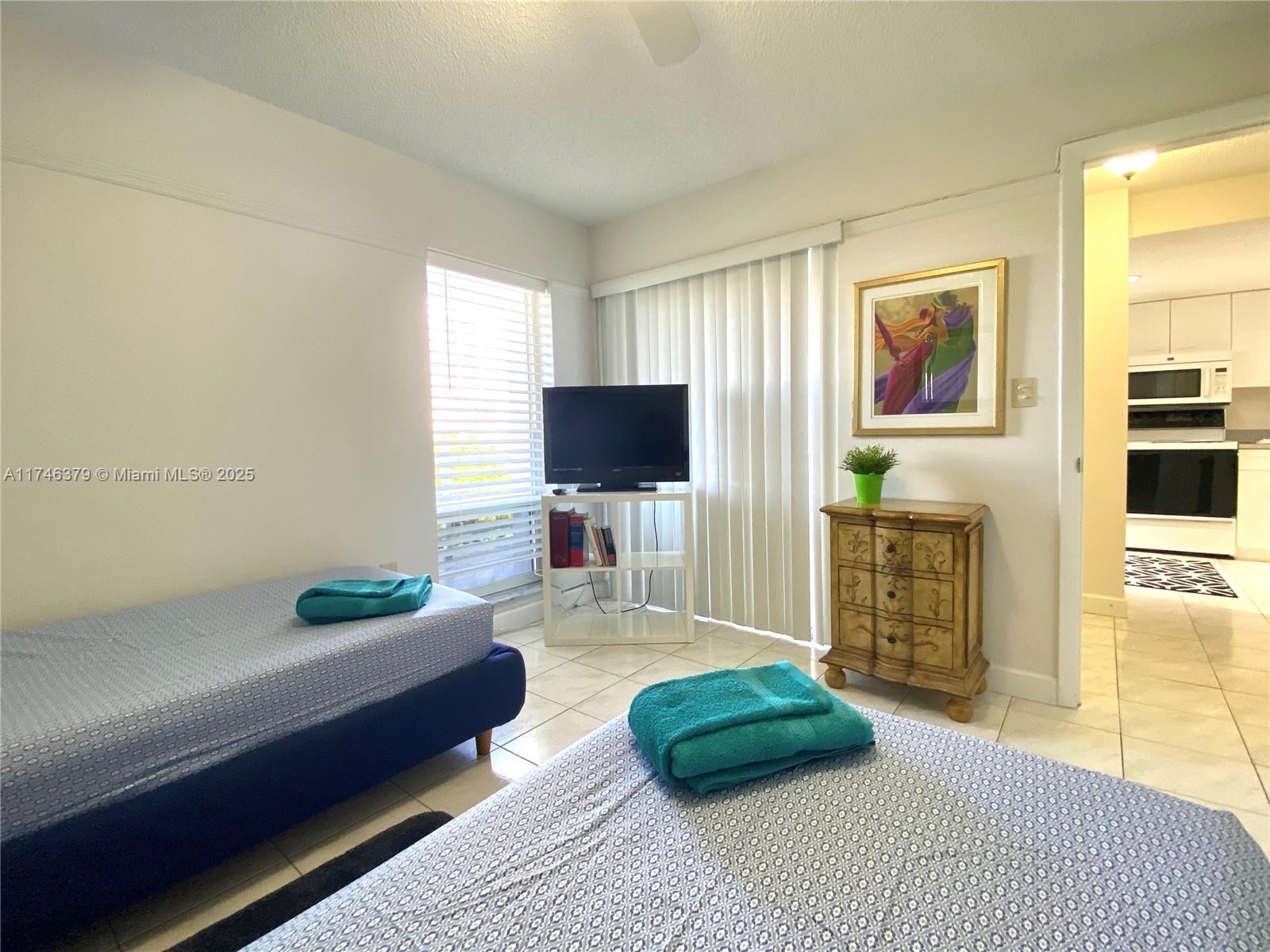 LE FRONTENAC CONDO - Residential Lease