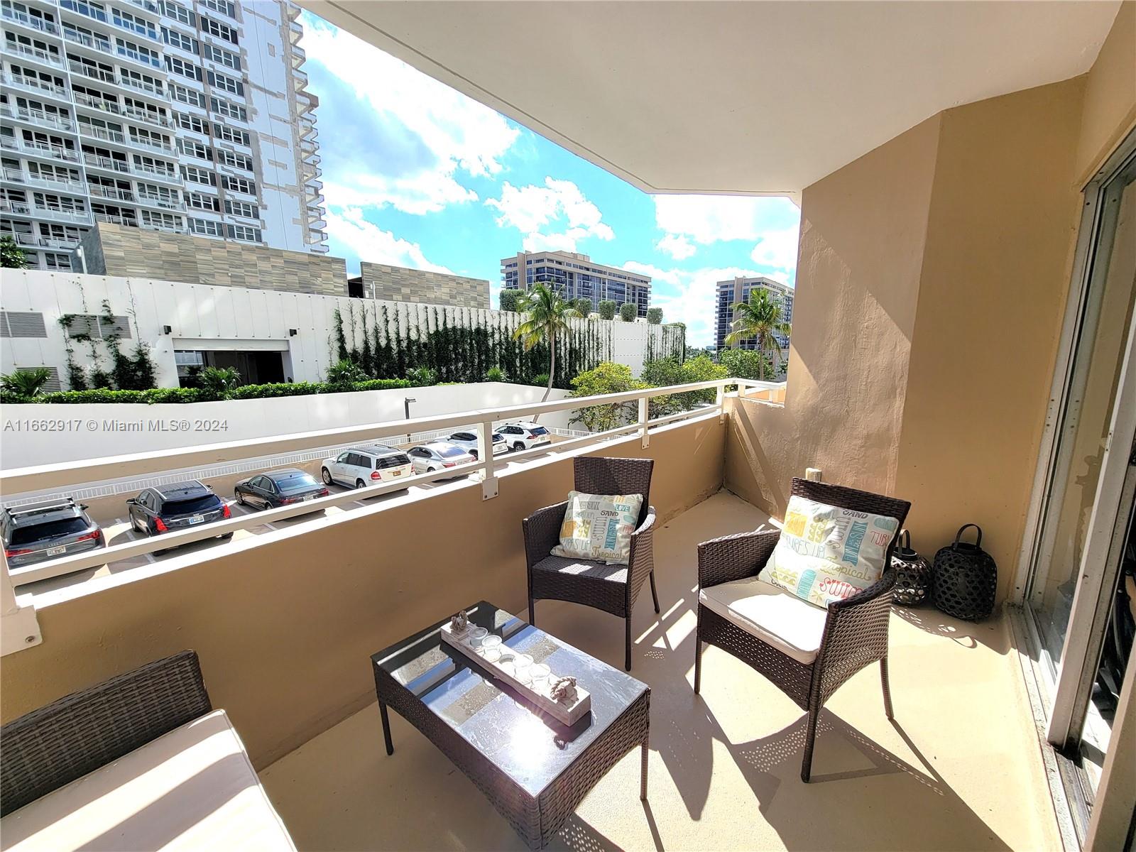 The Hemispheres - Residential