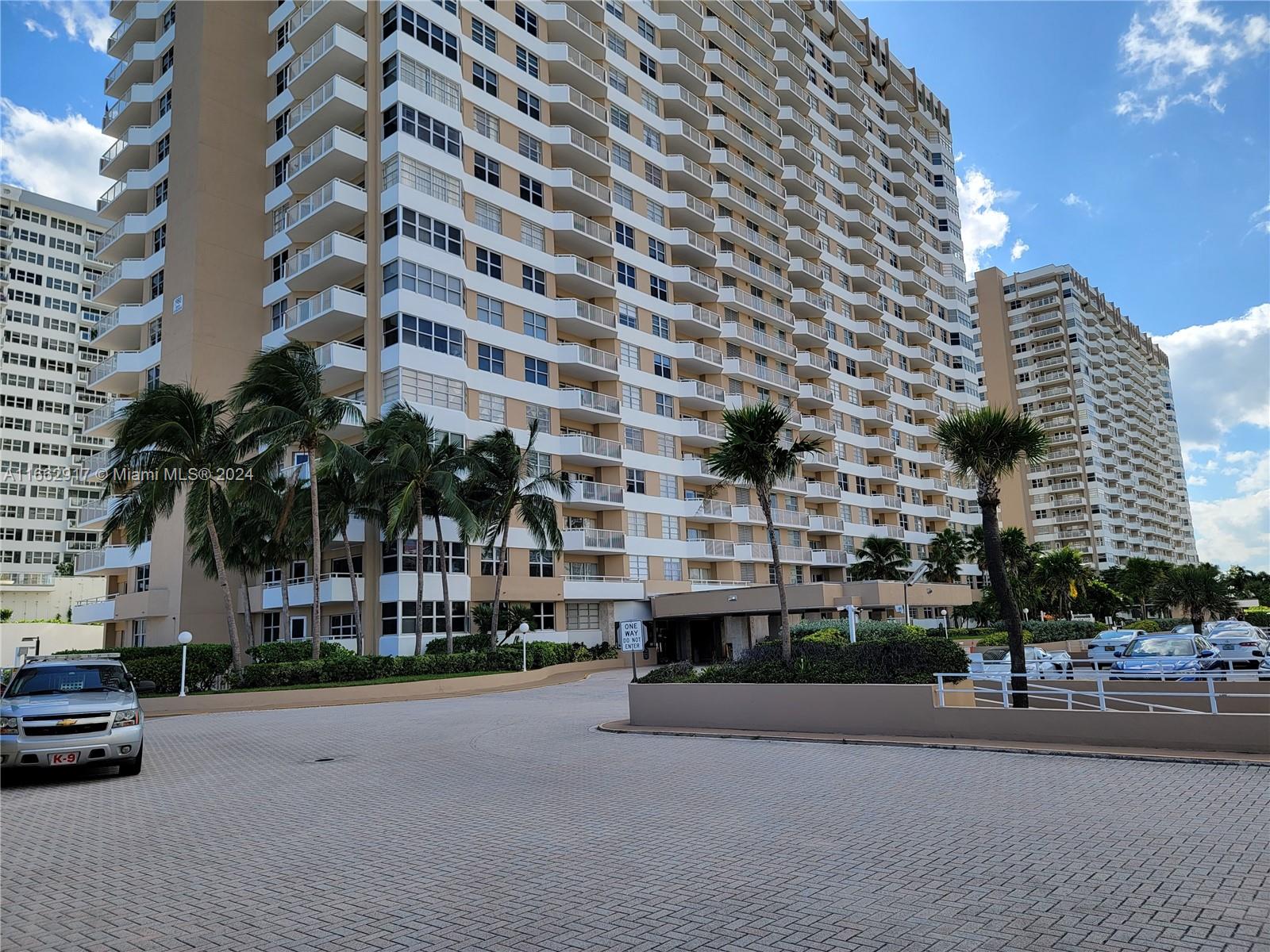 The Hemispheres - Residential