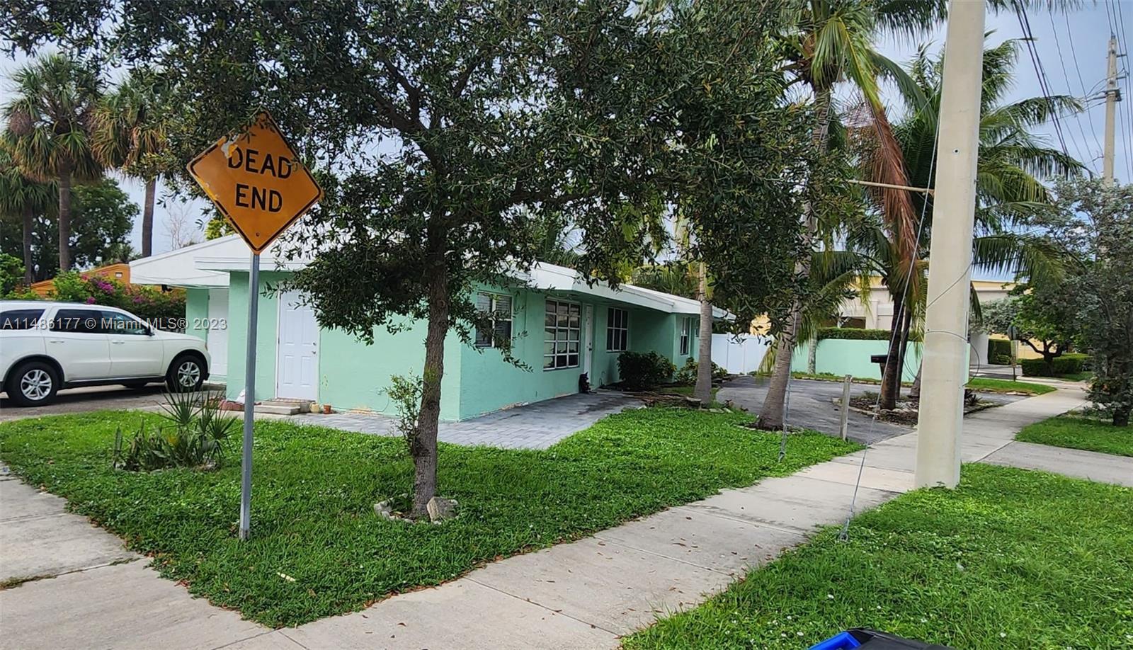 DEERFIELD COLONY COURT - Residential Lease