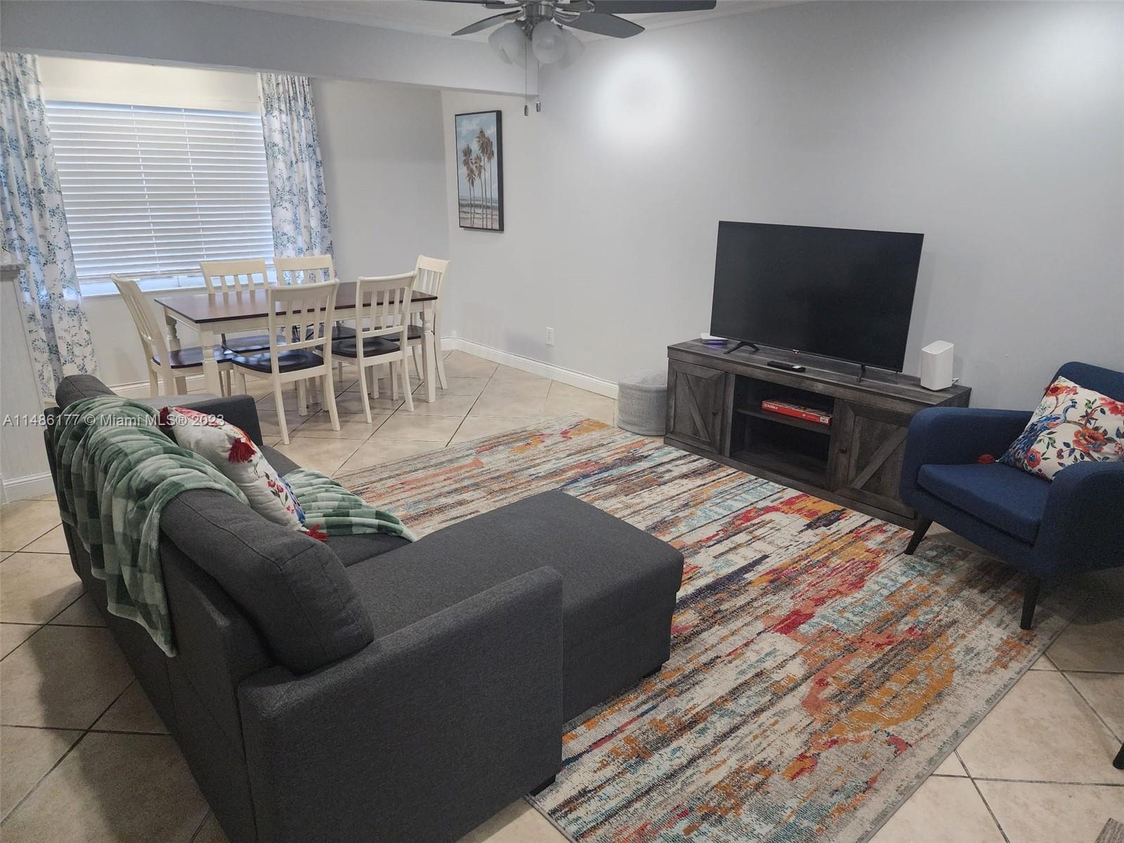 DEERFIELD COLONY COURT - Residential Lease