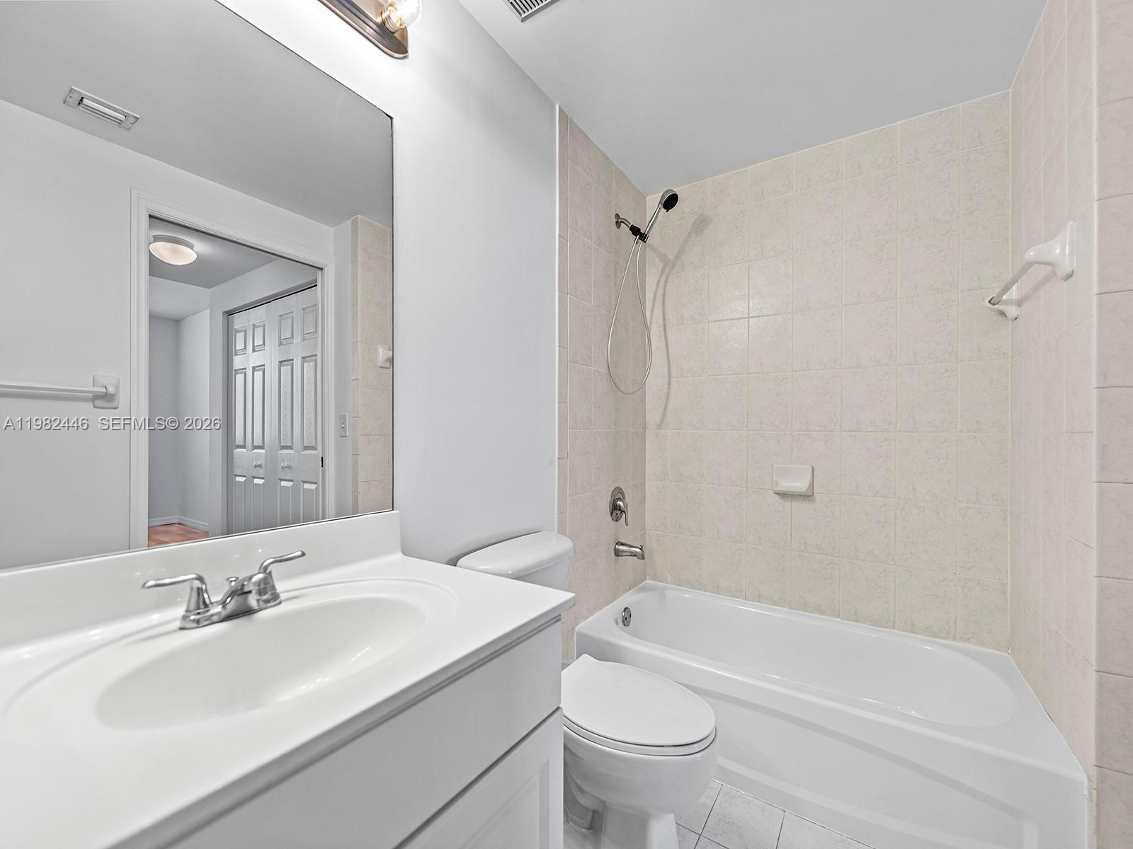 LEJEUNE PLAZA CONDO - Residential Lease