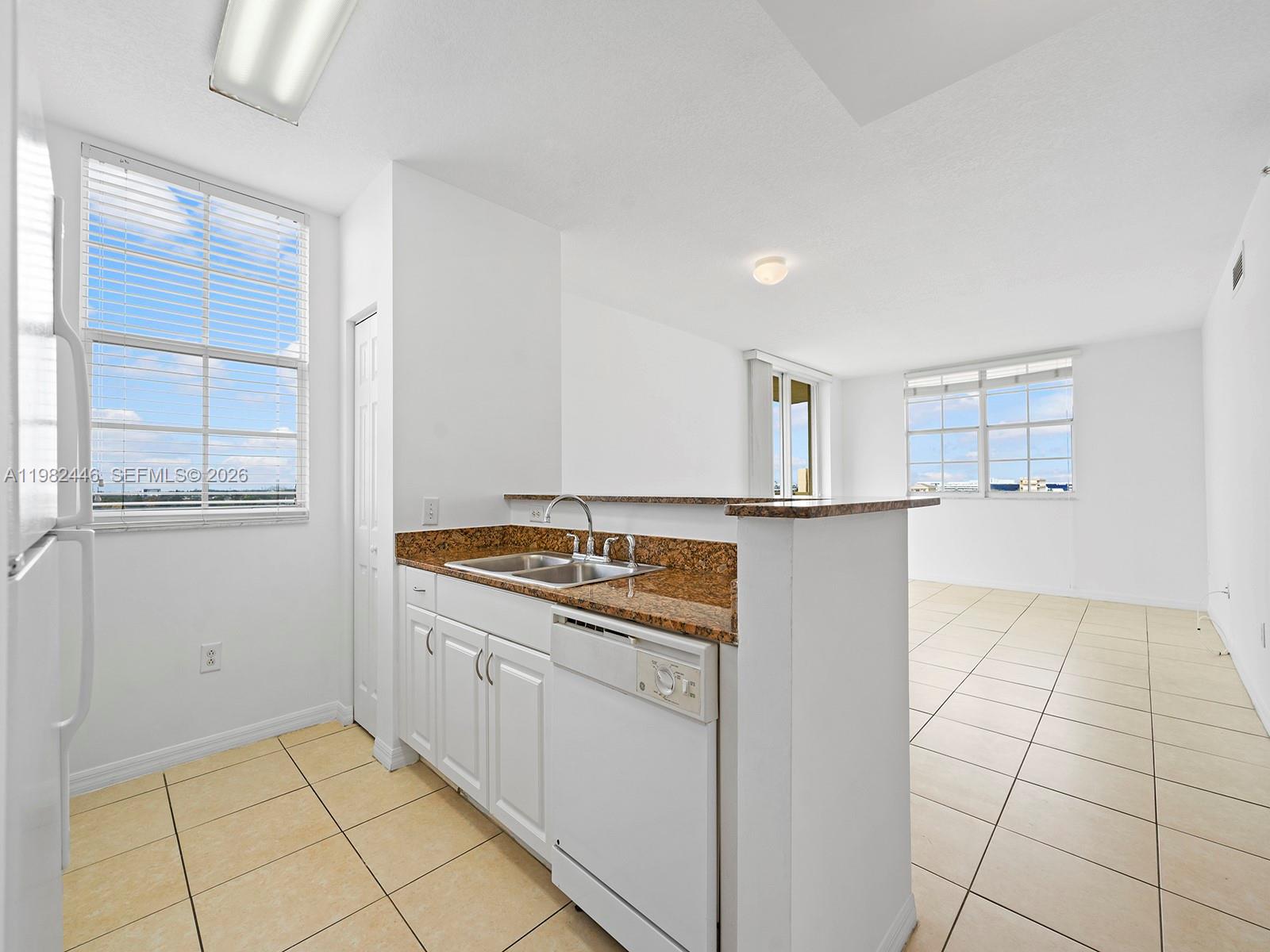 LEJEUNE PLAZA CONDO - Residential Lease