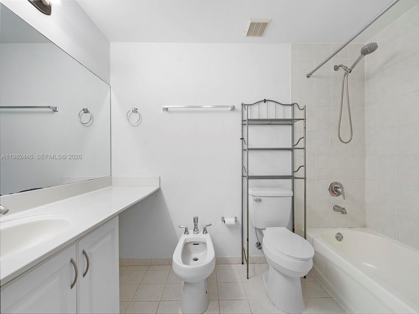 LEJEUNE PLAZA CONDO - Residential Lease