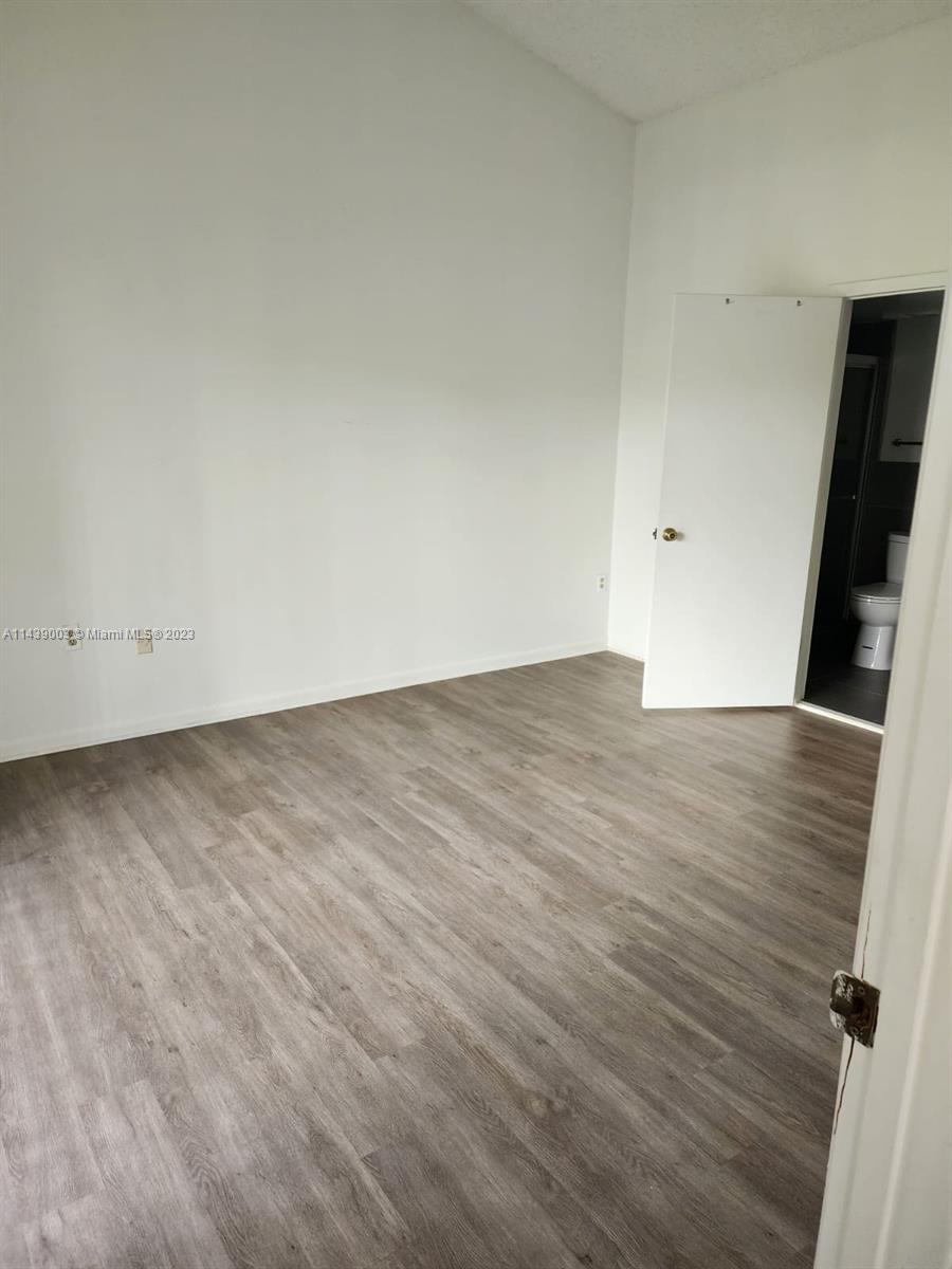 MARINA OAKS CONDO - Residential Lease