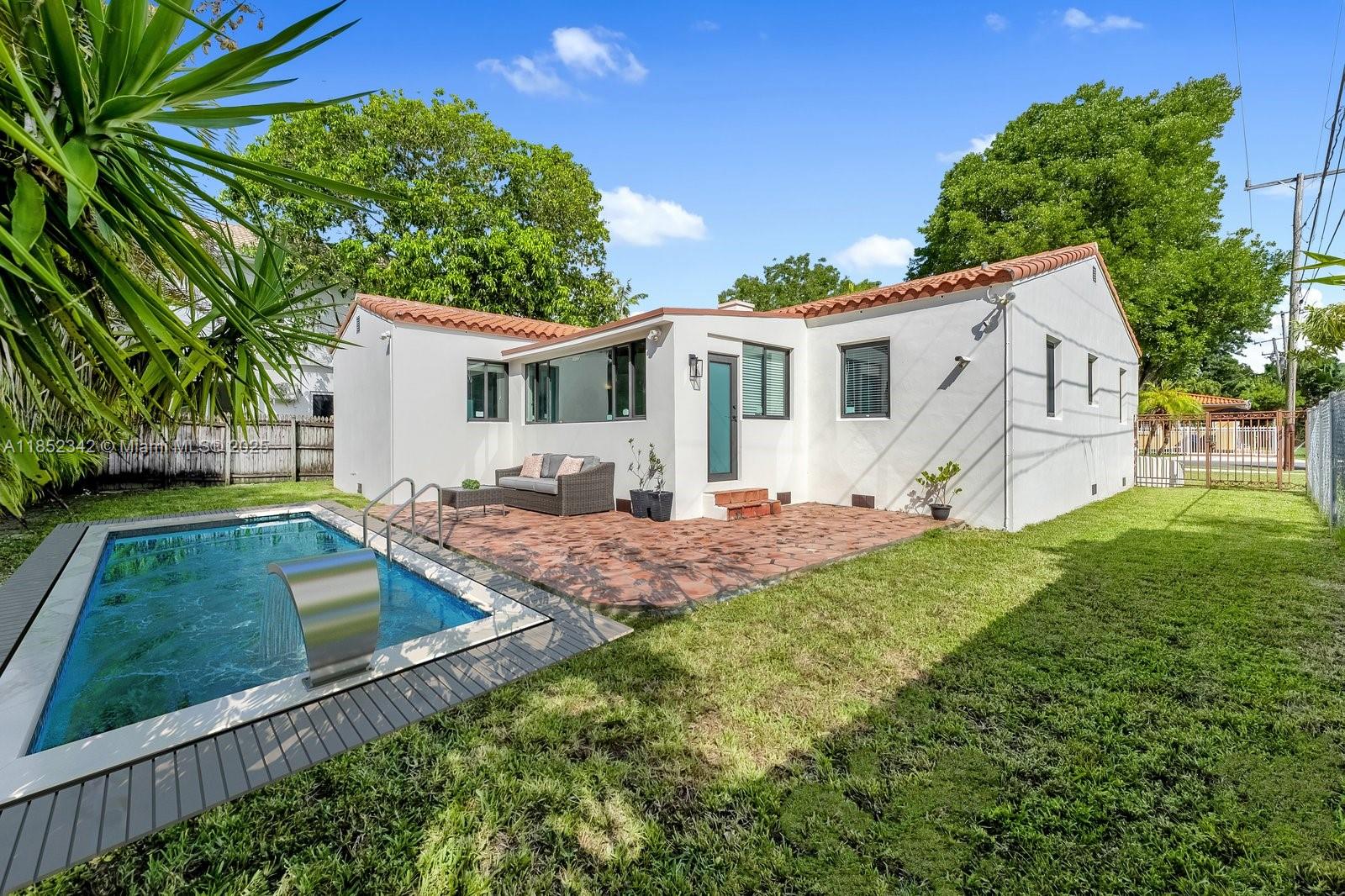 BRICKELL ESTATES - Residential
