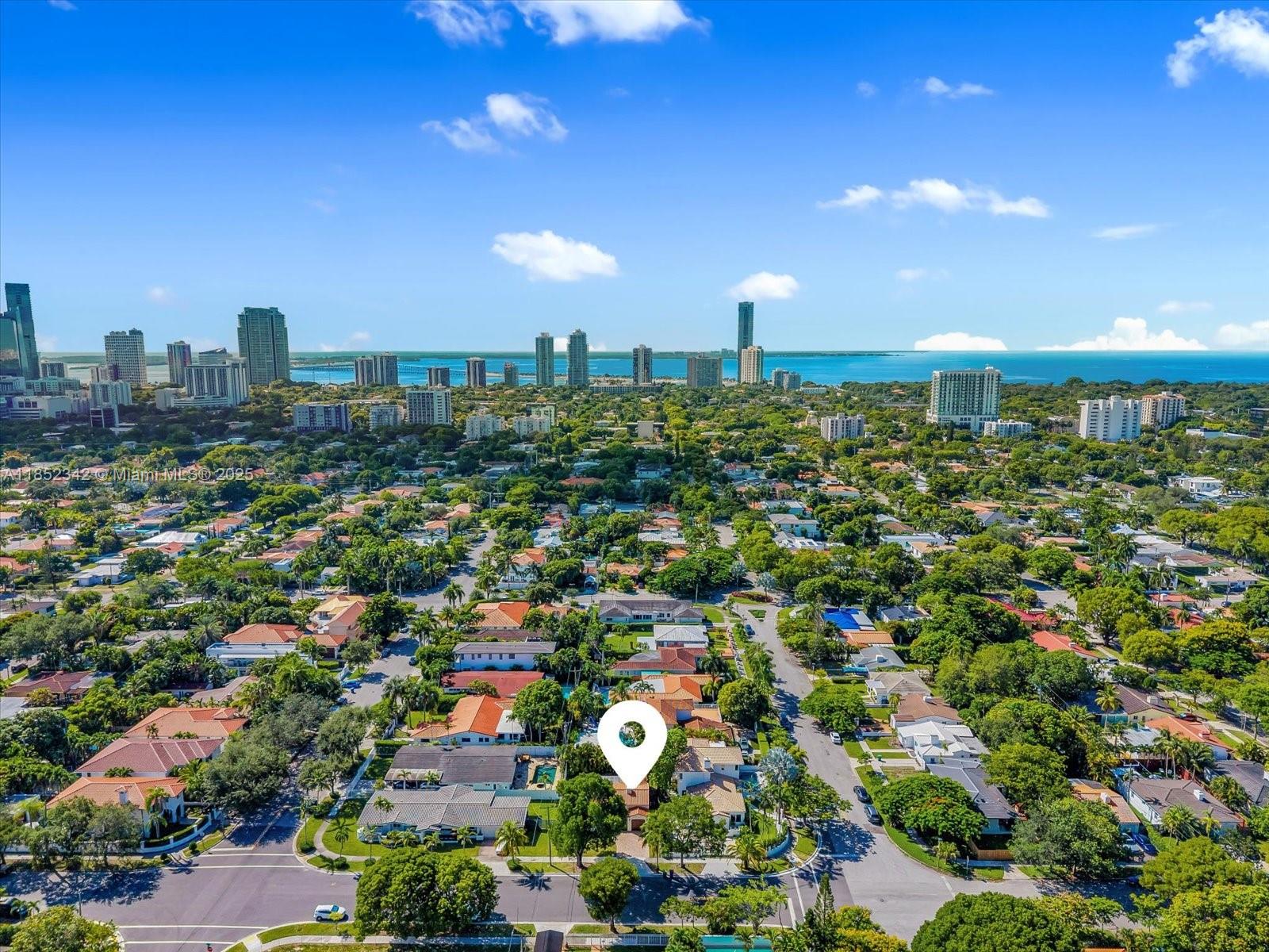 BRICKELL ESTATES - Residential