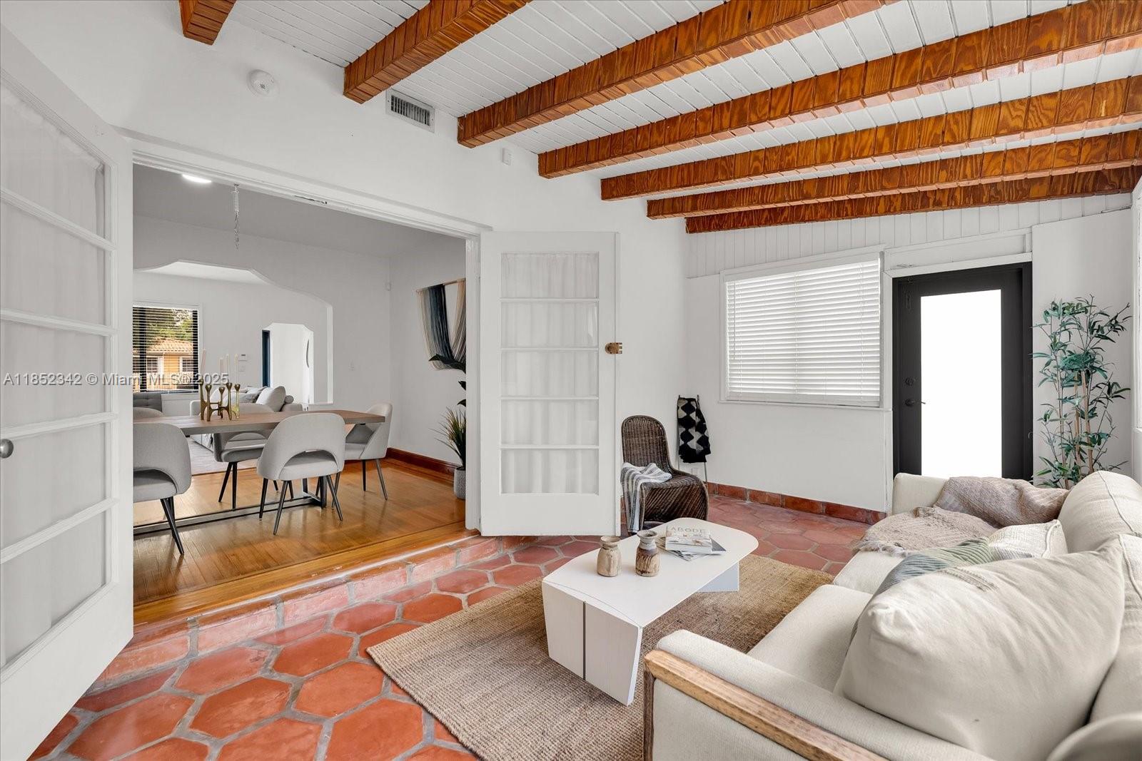 BRICKELL ESTATES - Residential
