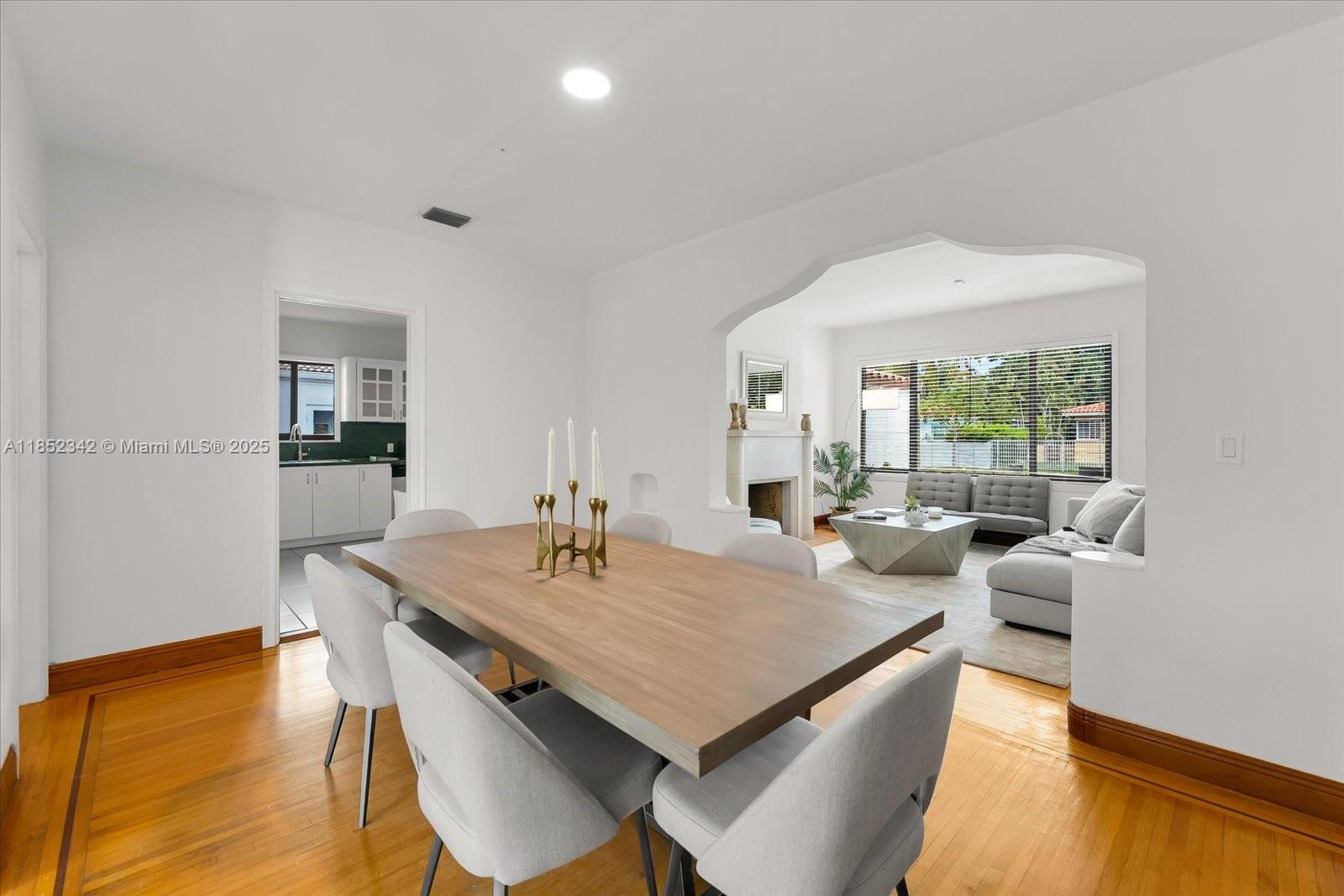 BRICKELL ESTATES - Residential