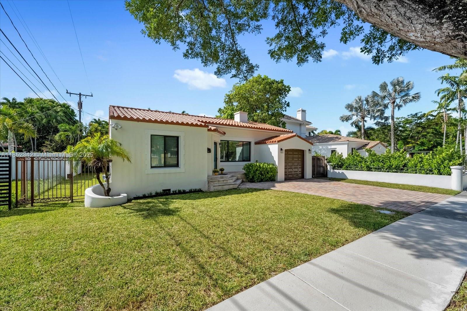 BRICKELL ESTATES - Residential