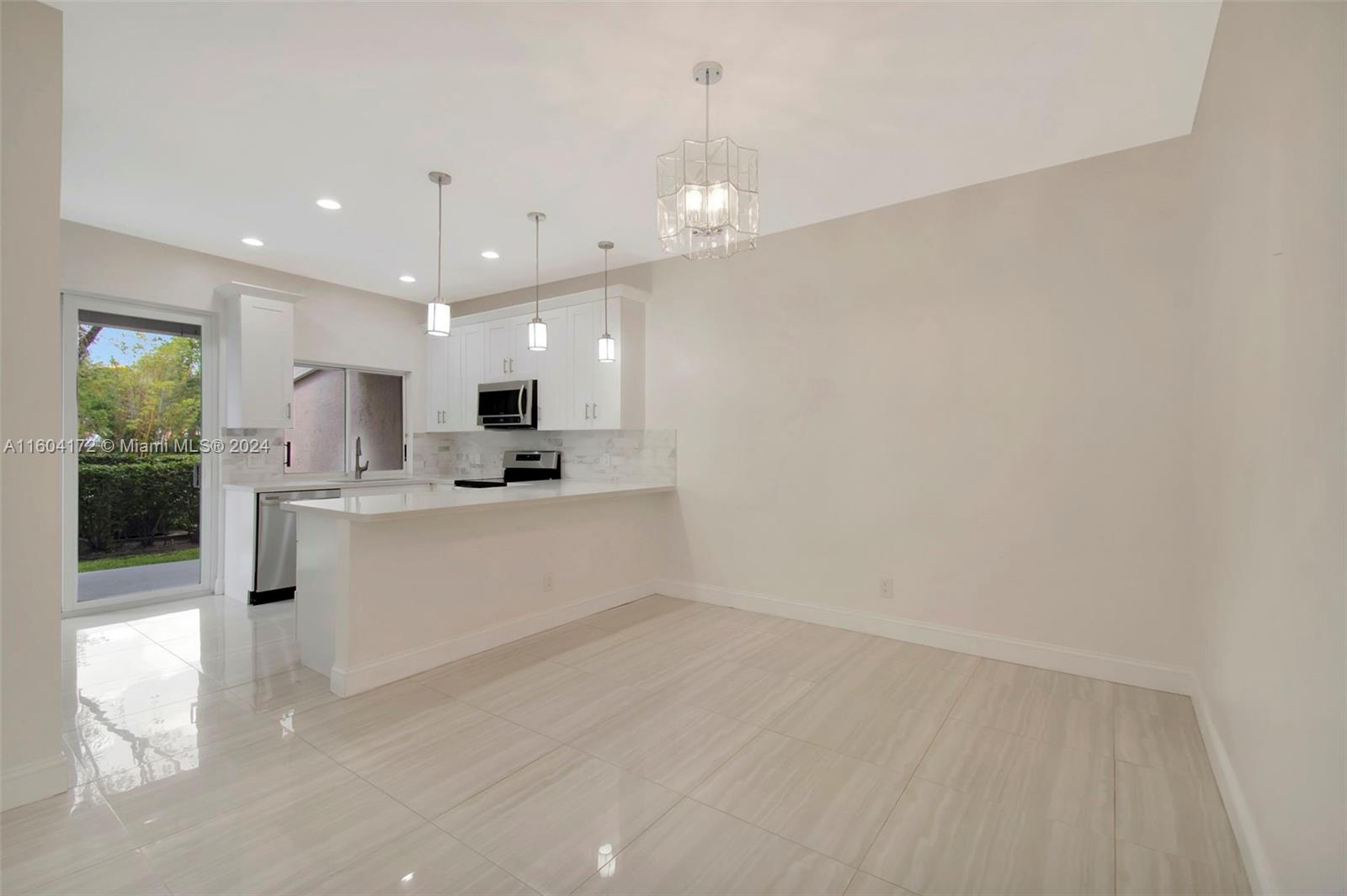 MISSION BAY 2 - Residential
