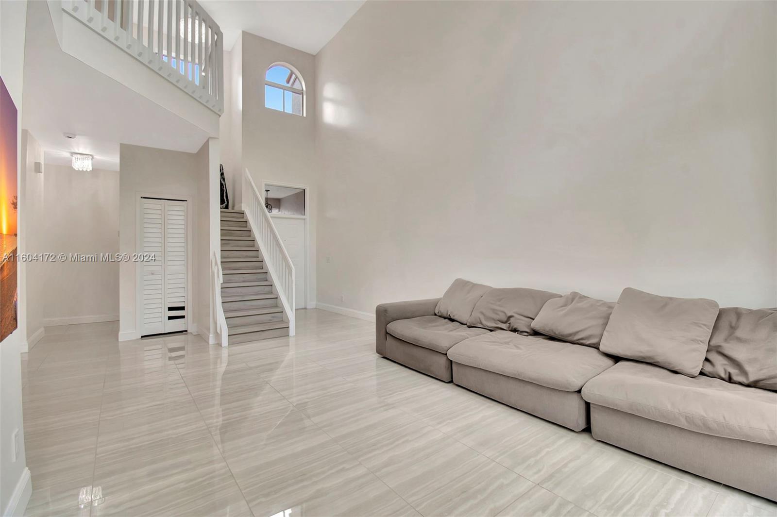 MISSION BAY 2 - Residential