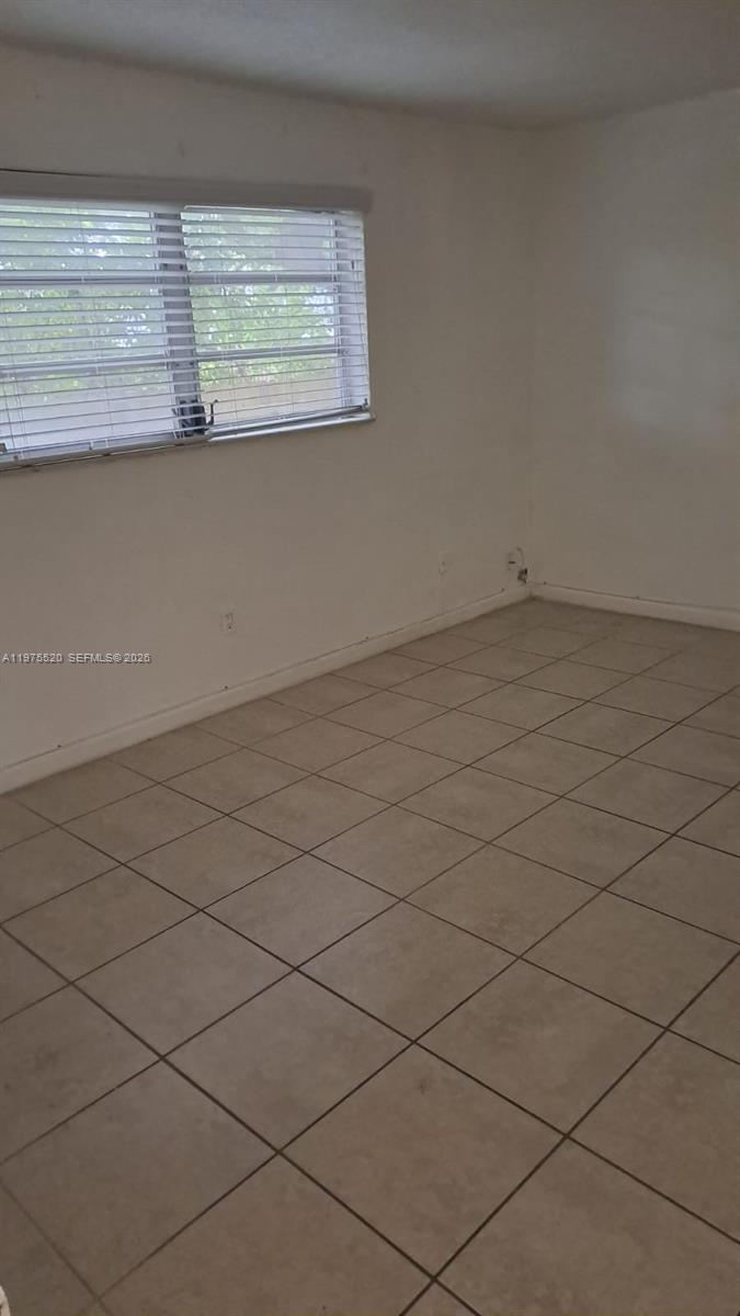PALMS AT DANIA BEACH COND - Residential