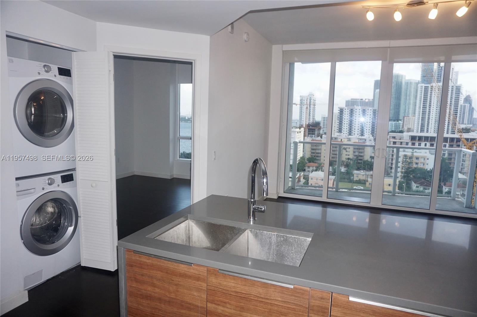 THE CRIMSON CONDOMINIUM - Residential