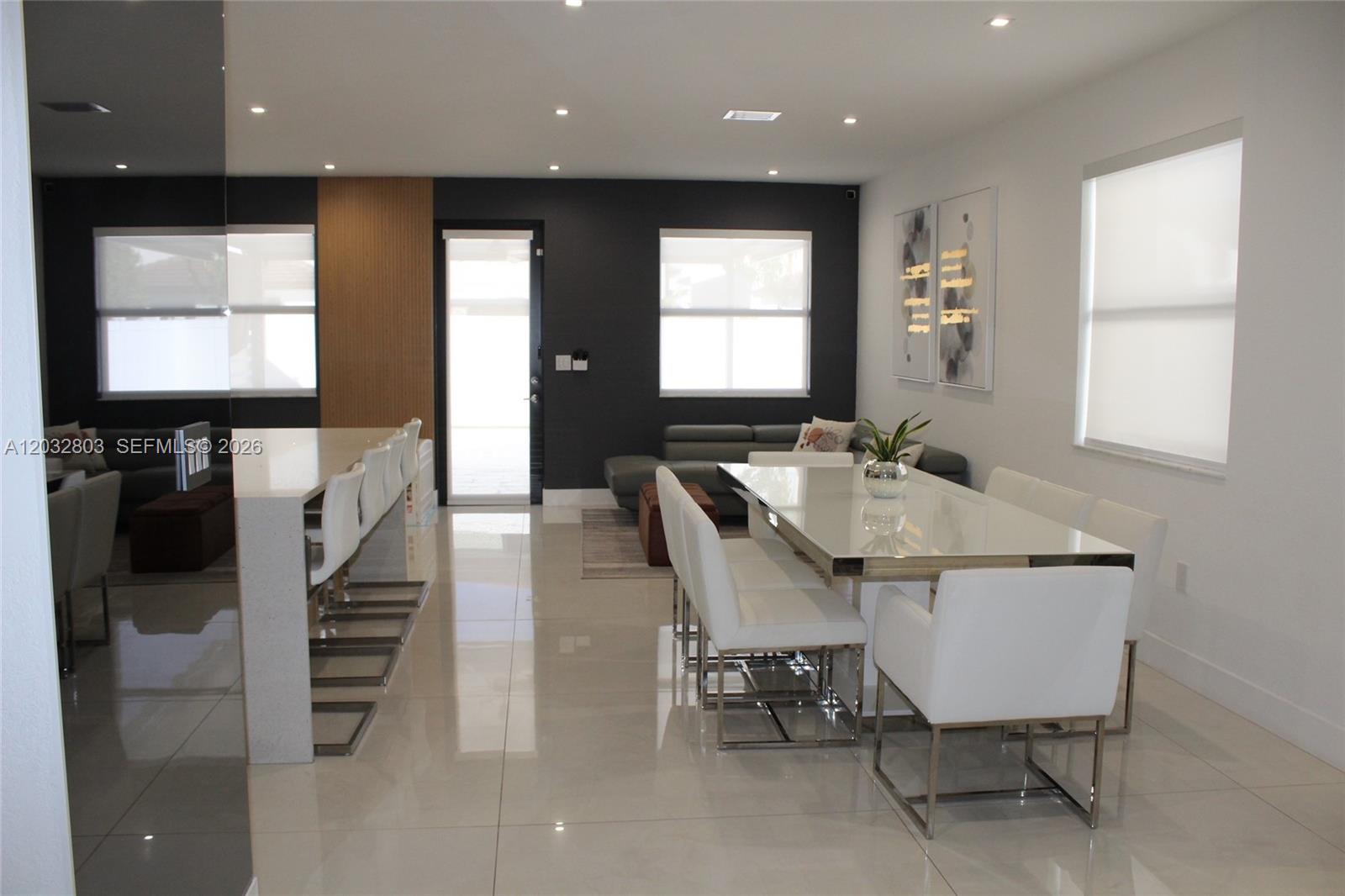 AQUABELLA NORTH - Residential