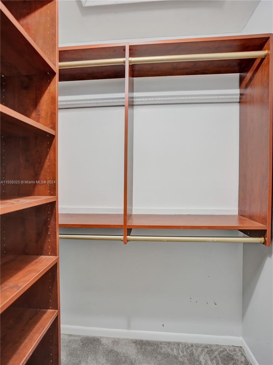 PINES OF OAKLAND FOREST W - Residential