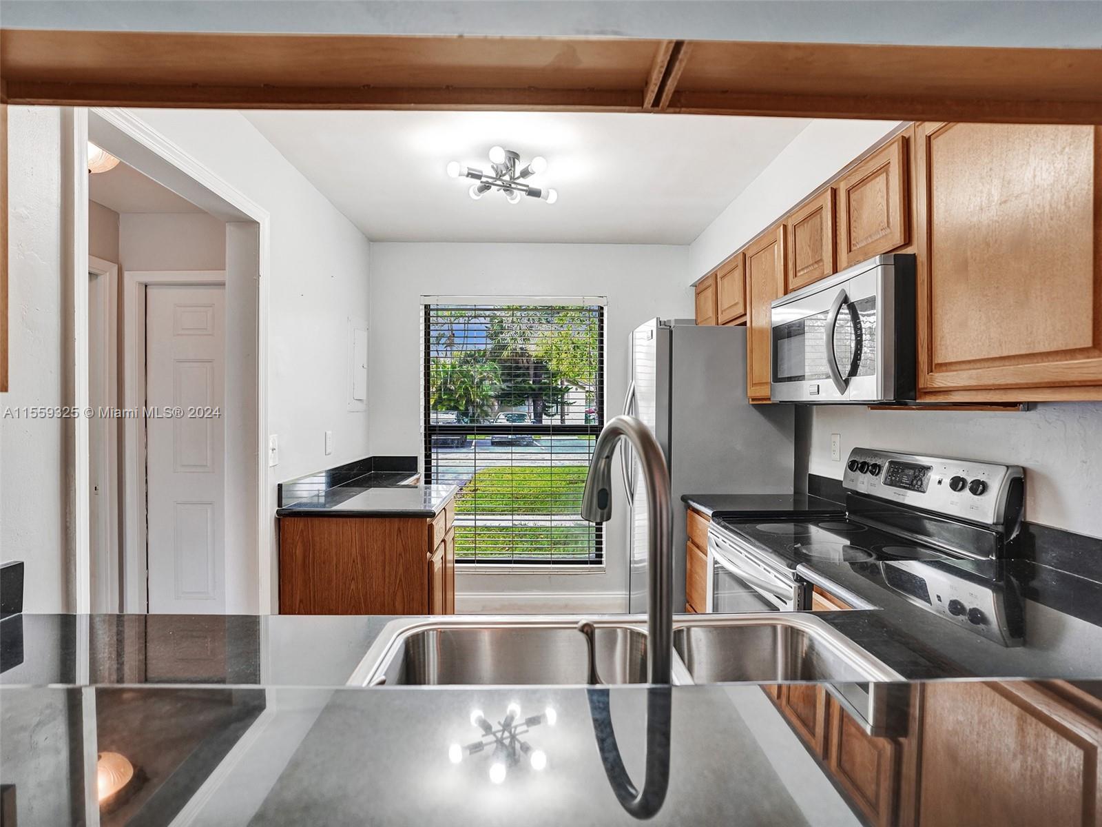 PINES OF OAKLAND FOREST W - Residential
