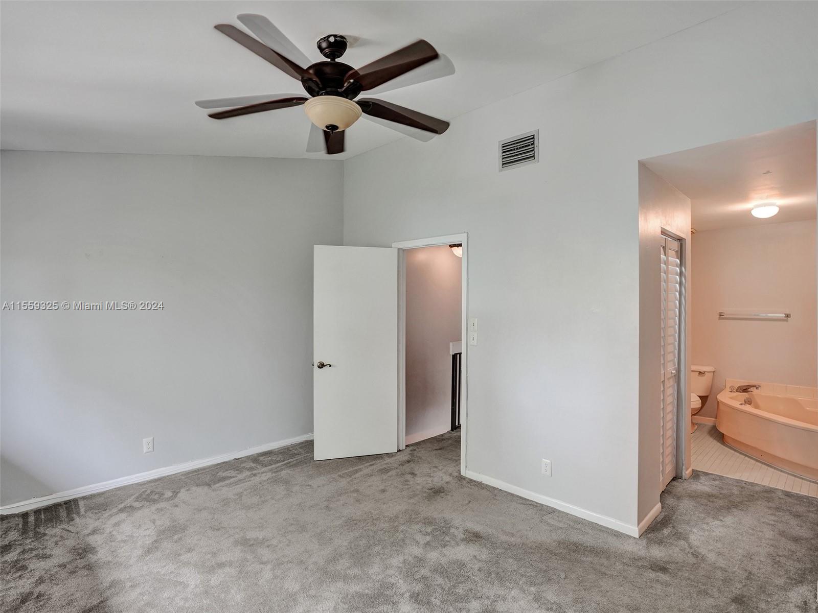 PINES OF OAKLAND FOREST W - Residential