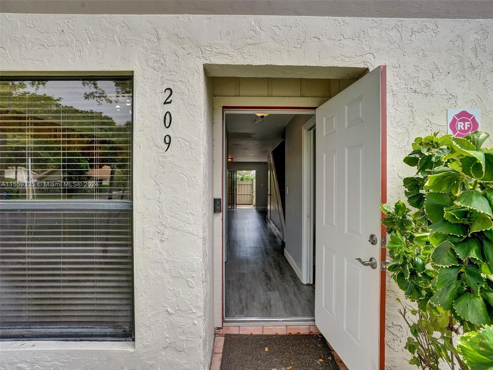 PINES OF OAKLAND FOREST W - Residential