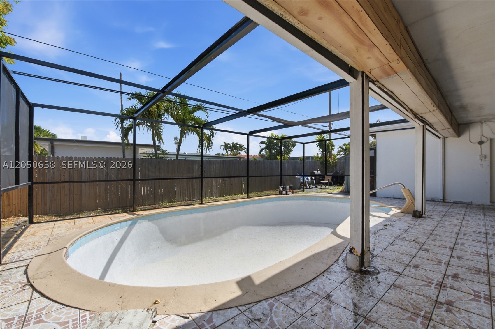 MIRAMAR PARK FIRST ADD - Residential