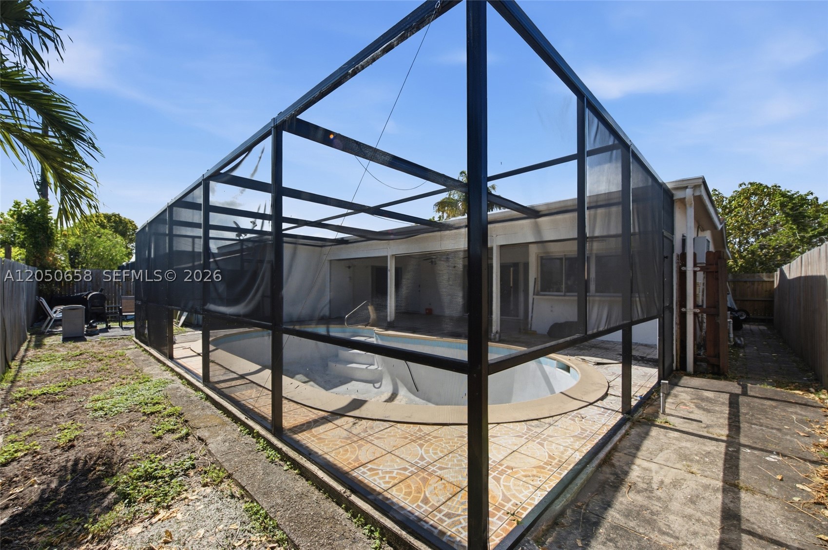 MIRAMAR PARK FIRST ADD - Residential