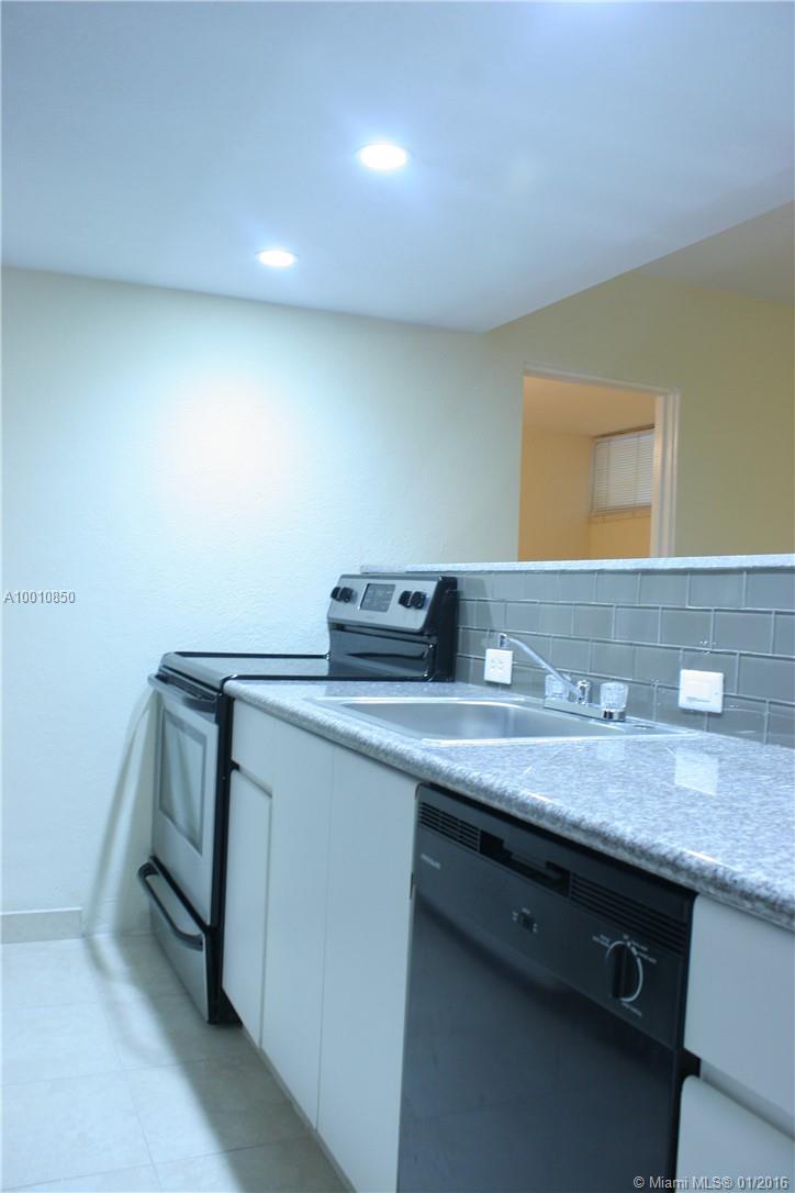 Miami Lakes-Lake Katharin - Residential Lease