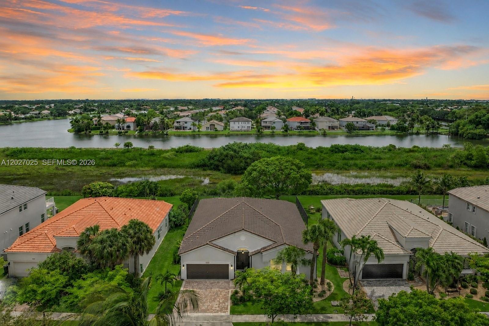 LIDO ISLES - Residential