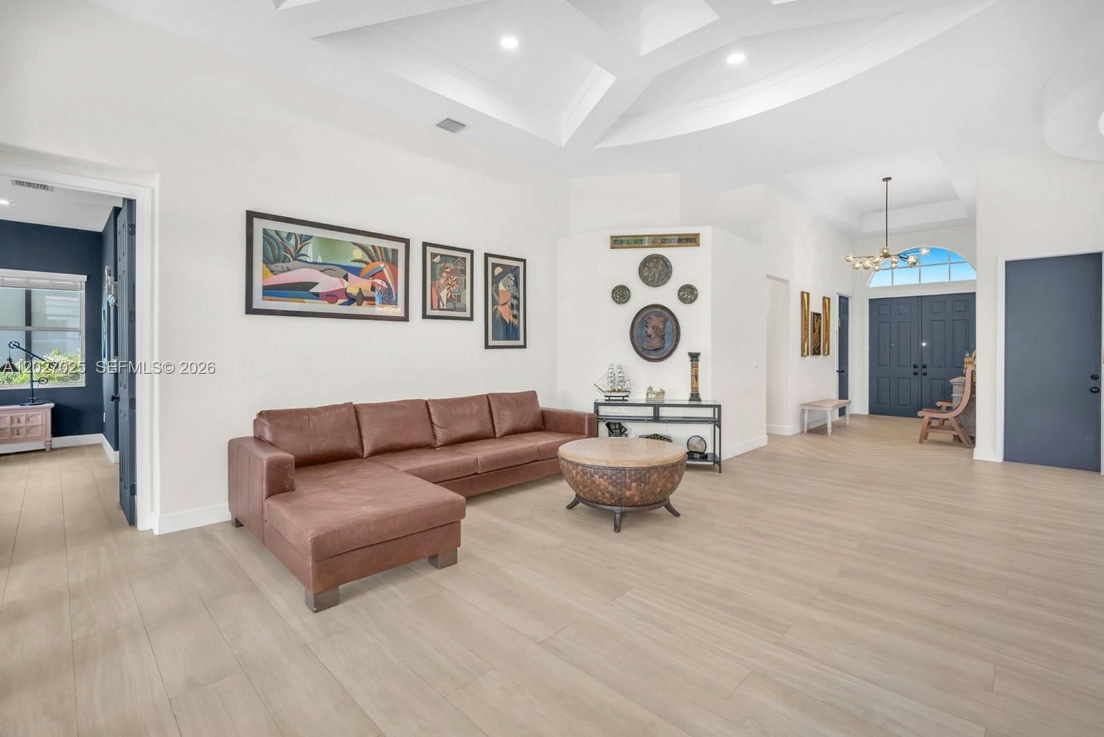 LIDO ISLES - Residential