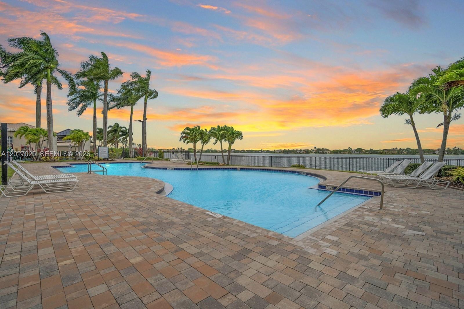 LIDO ISLES - Residential