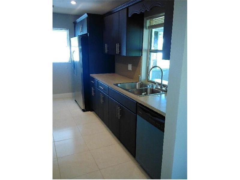 LAUDERDALE WEST 3 - Residential