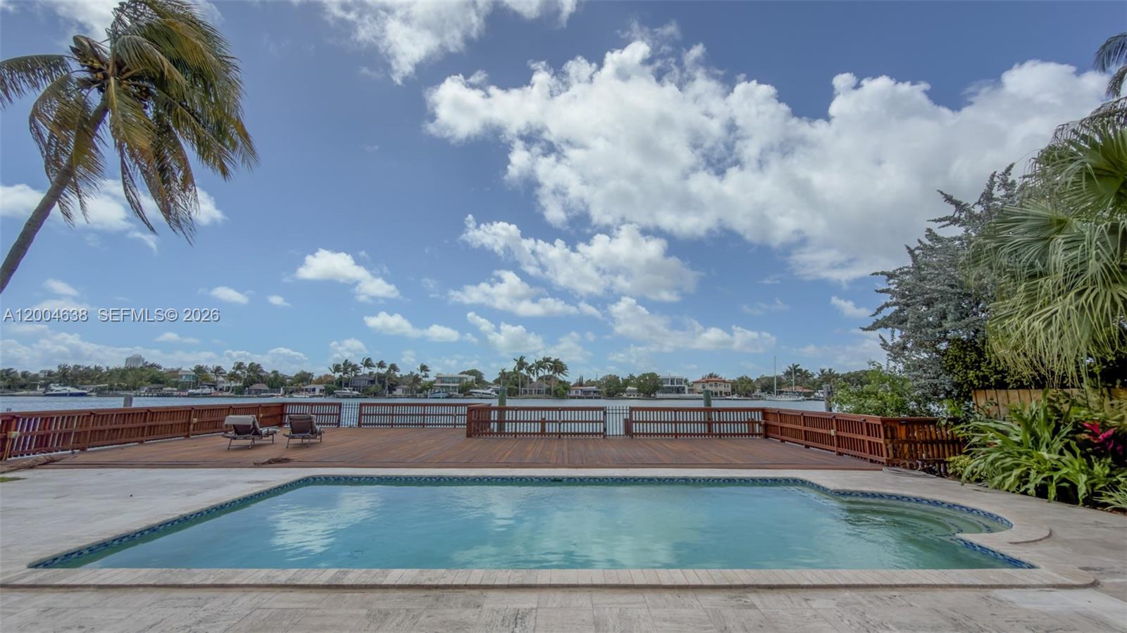 BISCAYNE POINT - Residential