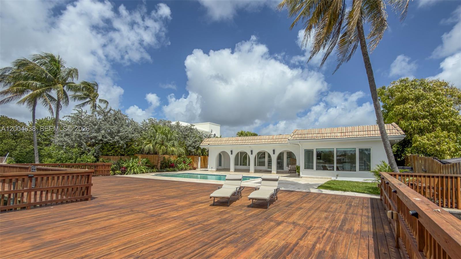 BISCAYNE POINT - Residential