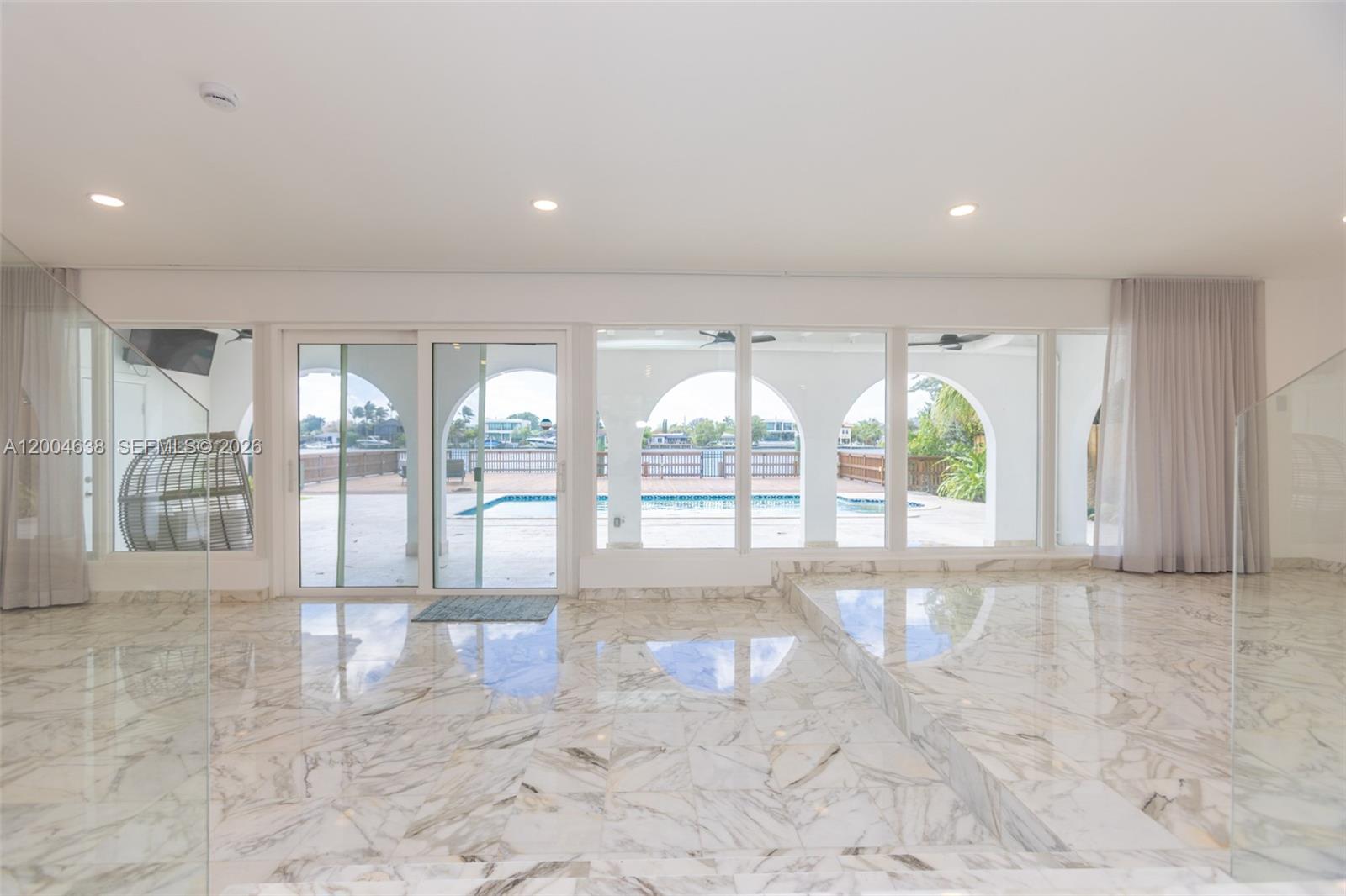 BISCAYNE POINT - Residential