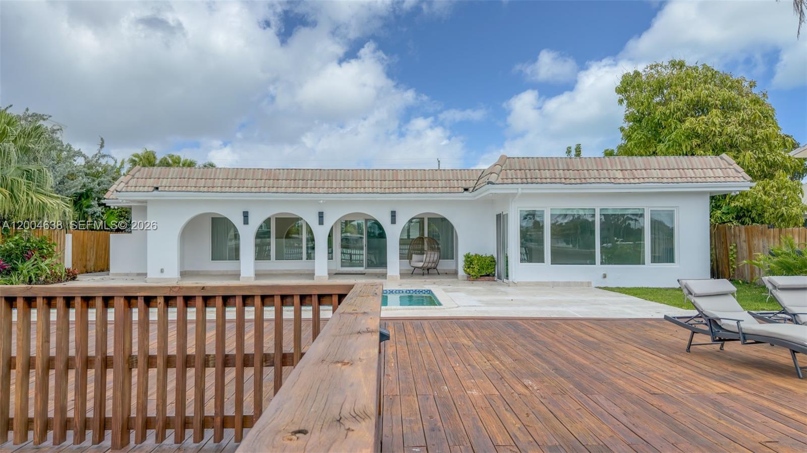 BISCAYNE POINT - Residential